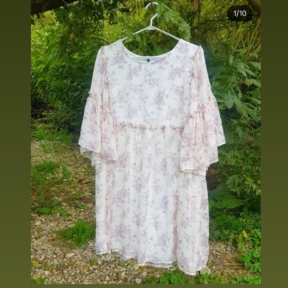 Adorable Sugar Lips baby doll dress. - Picture 1 of 10